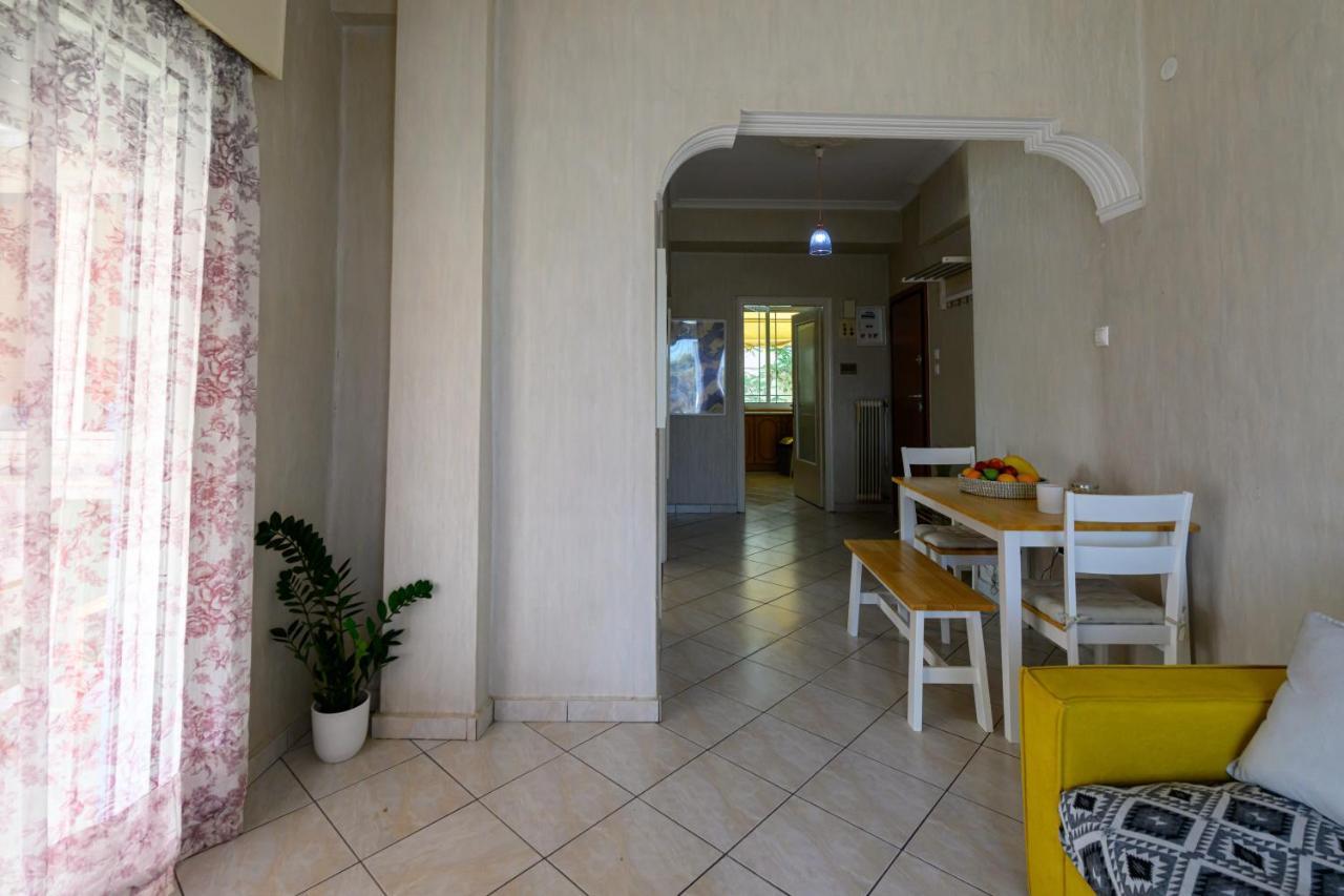 Roubini 52 Apartamento Calamata Exterior foto